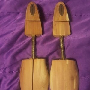 Florsheims shoe stretchers